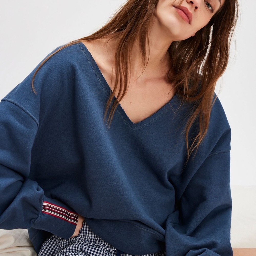 Free Peoole going for it pullover  in placid blue combo EUC sz XS